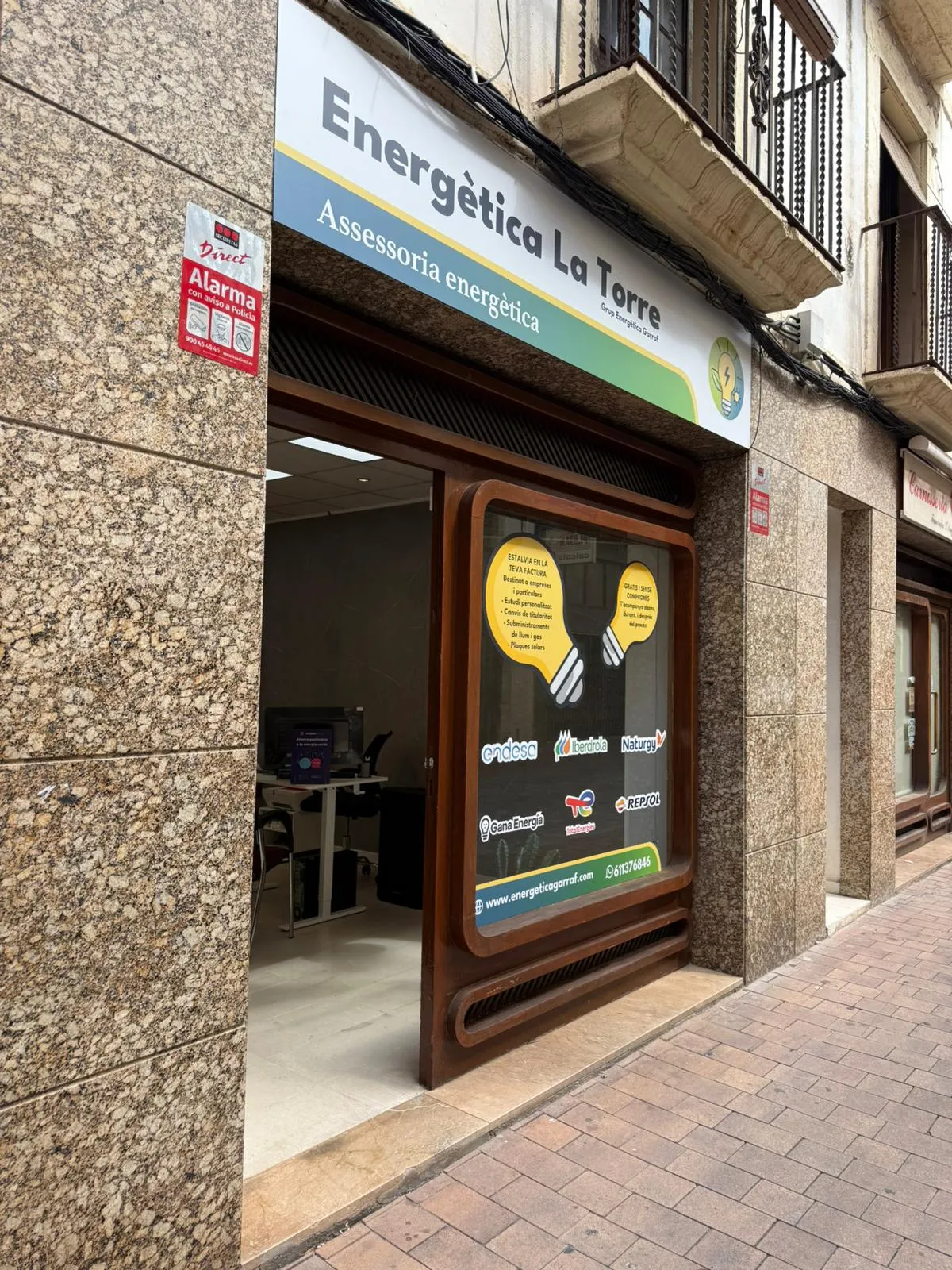 Exterior oficina Energética La Torre - Torredembarra