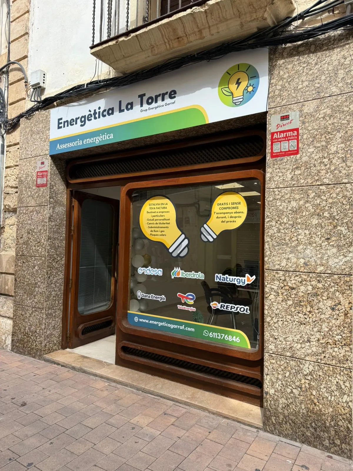 Fachada Energética La Torre - Entrada